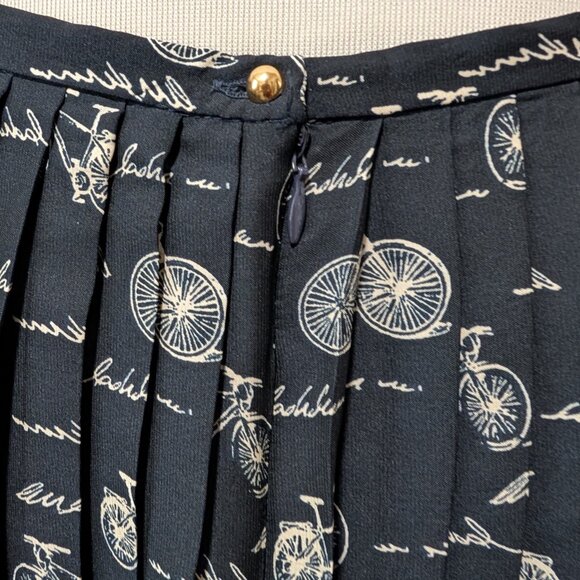 Tommy Hilfiger Womens Size 4 Black Red Trim Bicycle Print Pleated Short Skirt - Picture 6 of 10